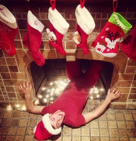 Tom Daley is here to bring festive greetings from the whole family of three